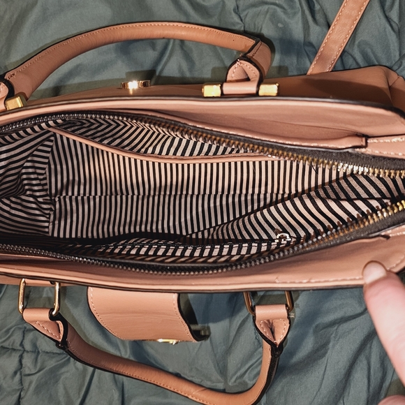 NWOT Large mauve/dusty rose purse - Picture 2 of 4